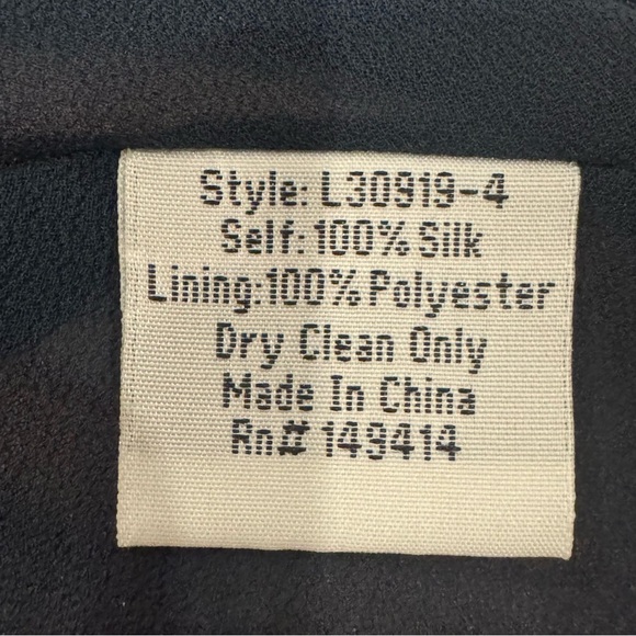 Johnny Was Jade Susila Silk Dress Red Pom Trim Blue White Print Size Medium NWOT - Picture 9 of 9